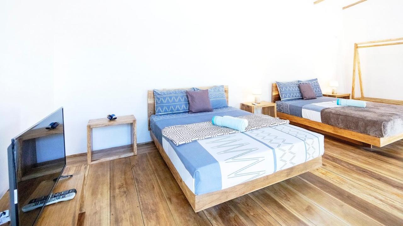 Island World Panglao Ξενοδοχείο Εξωτερικό φωτογραφία