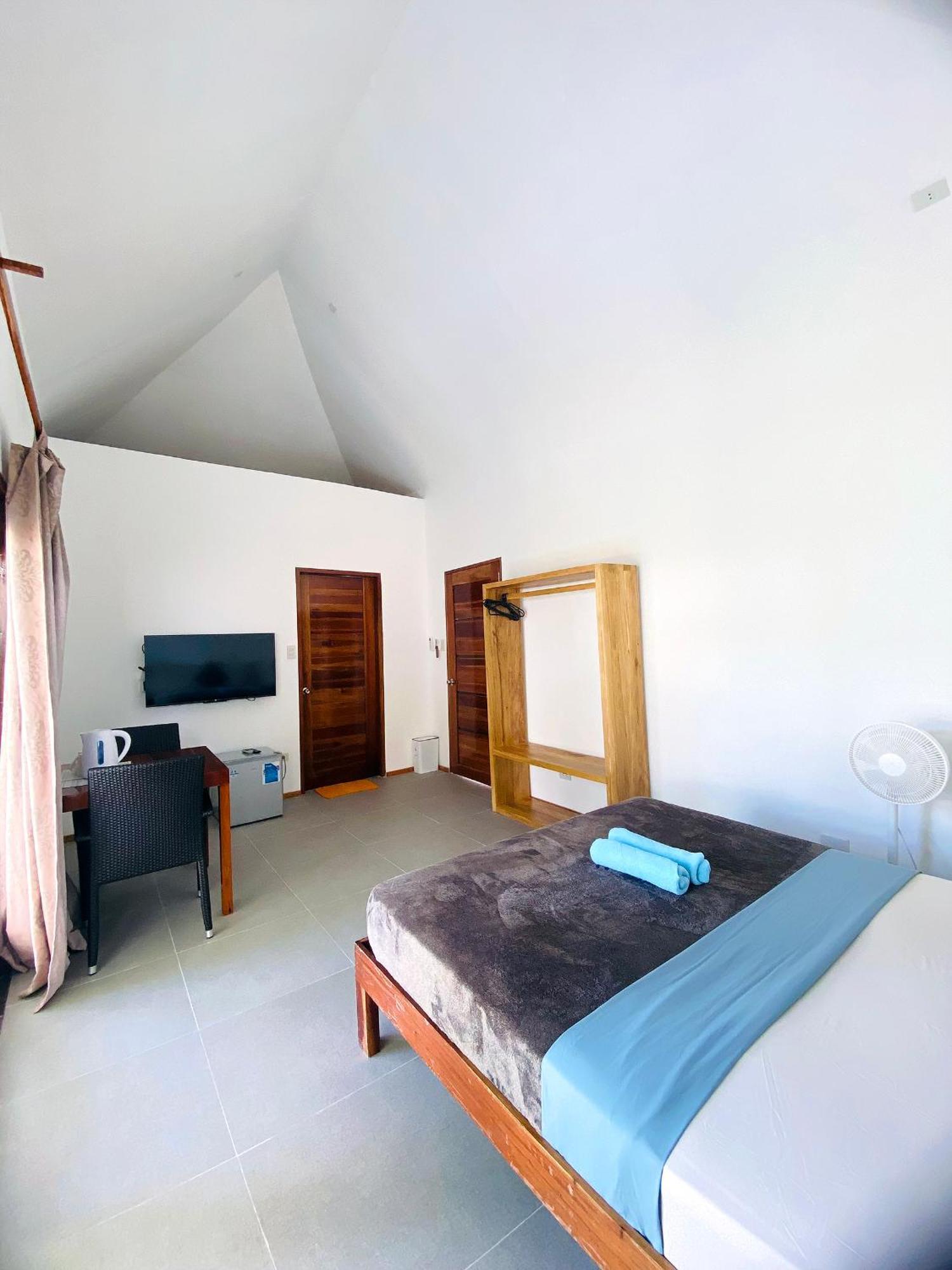 Island World Panglao Ξενοδοχείο Εξωτερικό φωτογραφία