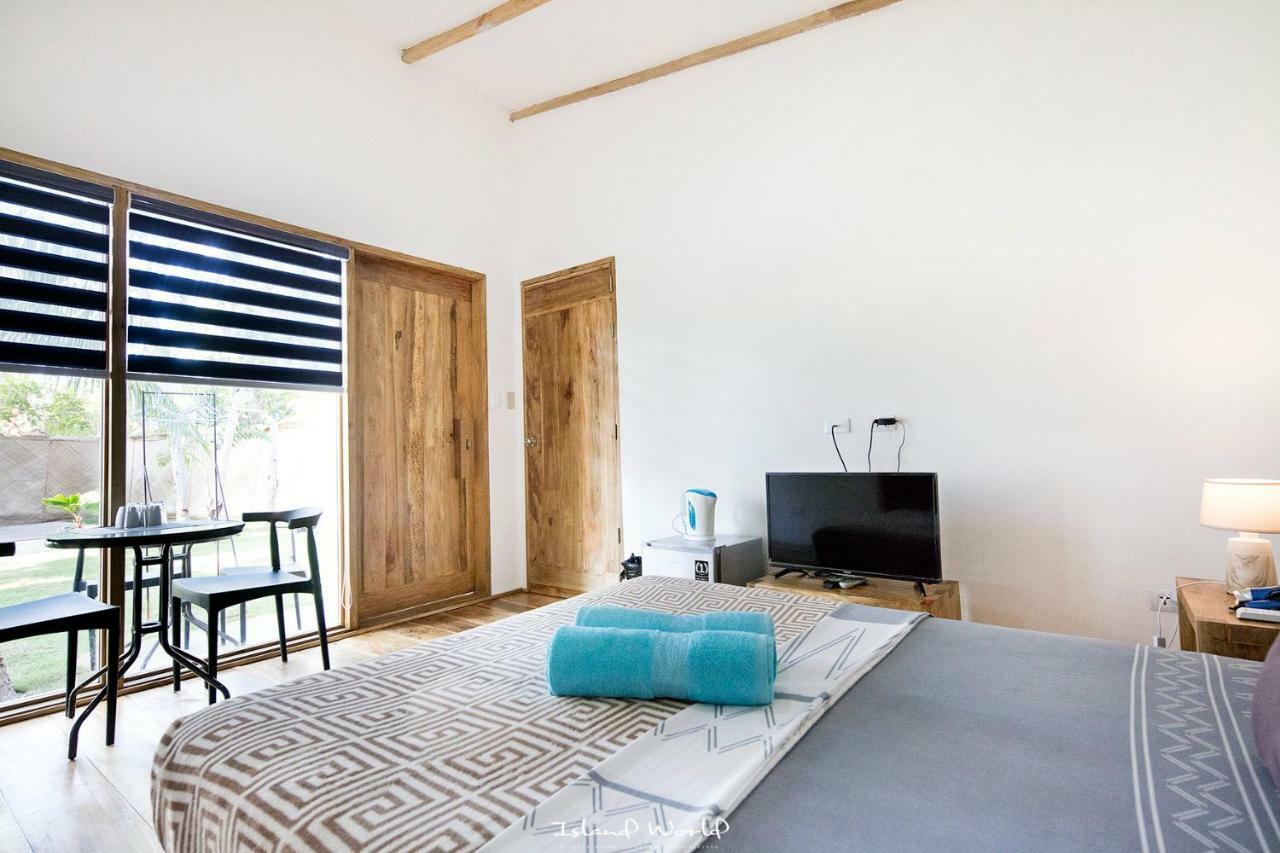 Island World Panglao Ξενοδοχείο Εξωτερικό φωτογραφία